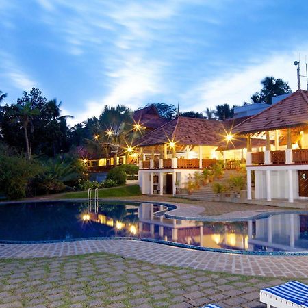 เดอะ ทราวานคอร์ เฮอริเทจ บีช รีสอร์ต Hotel โกวาลัม ภายนอก รูปภาพ
